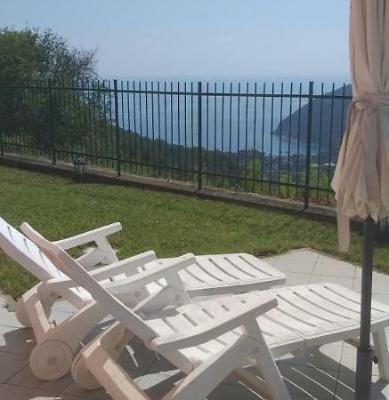 Appartamento Terrazza Vista Mare Mozzafiato Moneglia Exterior photo